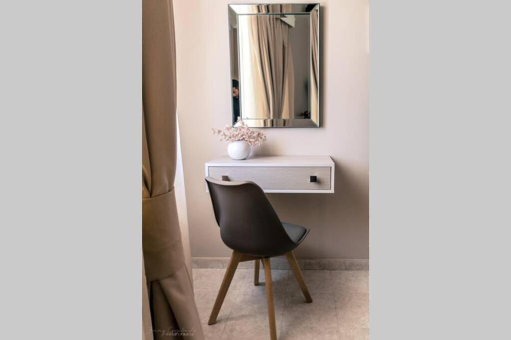 Remvi Deluxe Apartment 202 With Sea View Kárpathos Eksteriør billede